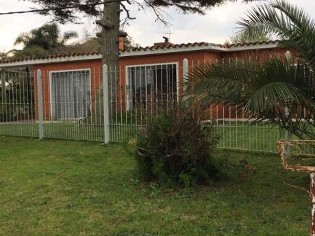 Casa A 30 M. De Playa, Muy Buena Bajada Con Escalera.