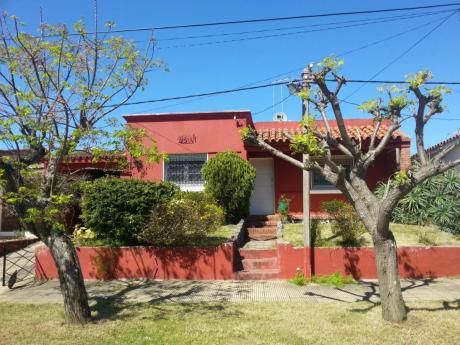 Alquiler De Casa En Balneario La Floresta Por Temporada.
