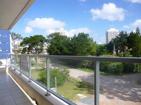 Apartamento En Punta Del Este Aidy Grill Edificio Luna Azul