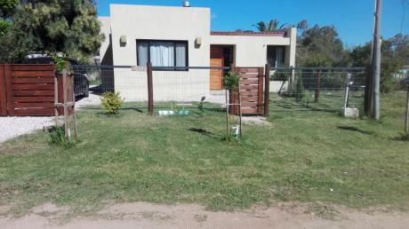 Alquilo Casa Para Veranar - Playa Grande - Piriapolis