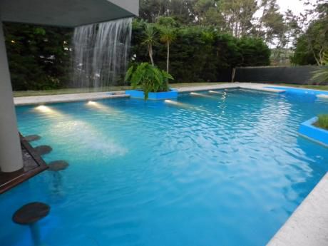 Oportunidad! Casa Con Gran Jardín Y Piscina! Desde Usd 170!