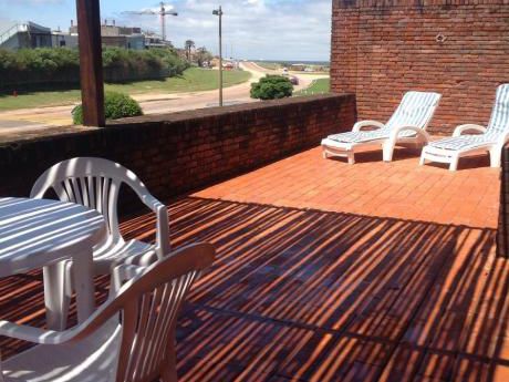 Apto Con Amplia Terraza Vista Al Mar. A Metros De La Playa!