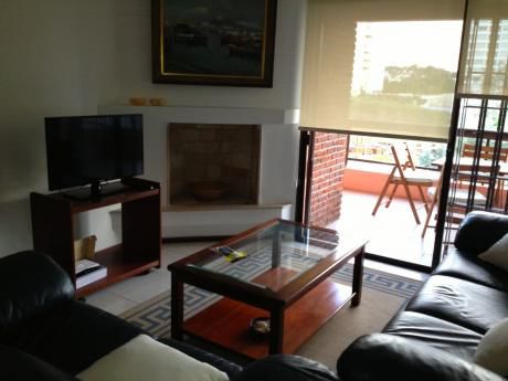 Apartamento Impecable Muy Confortable. Parada 19 De La Mansa