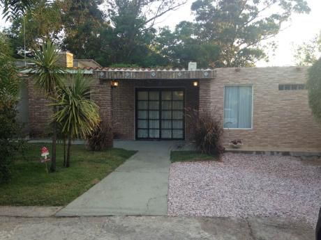 Linda Casa En Piriápolis A 5 Cuadras De Playa