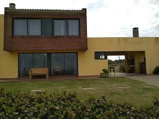 Casa De 2 Plantas 3 Ambientes Y Dos Baños
