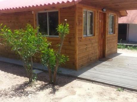 Cabaña De Madera En Punta Del Diablo 4 Personas