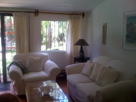 Chalet 2 Dormitorios En Solanas, Punta Ballena