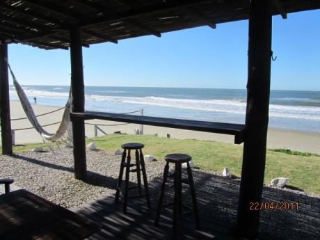 Hermosa Casa Frente Al Mar. Balneario Hermenegildo