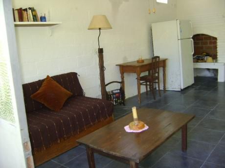 Casa Al Fondo De Casa Principal Reciclada, Barrio Tranquilo
