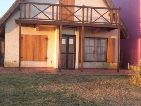Alquilo Casa En Santa Ana