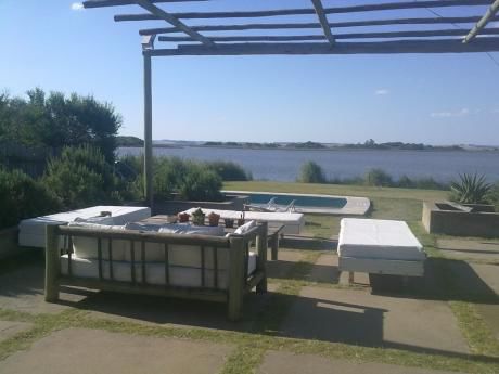 Alquilo Casa Sobre Lag. José Ignacio ,con Piscina