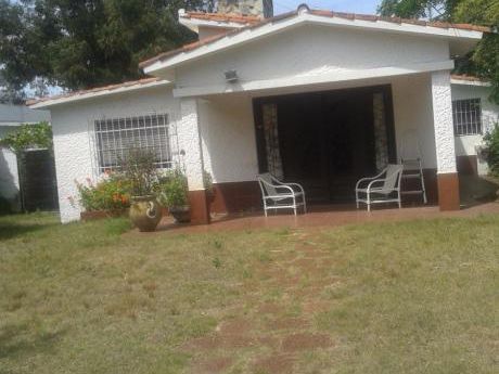 Alquilo Chalet En La Floresta 1 Cuadra Playa