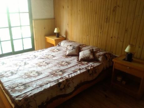 Casa De Cuatro Ambientes Y Un Baño