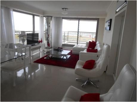 Apartamento En Alquiler 4 Dormitorios