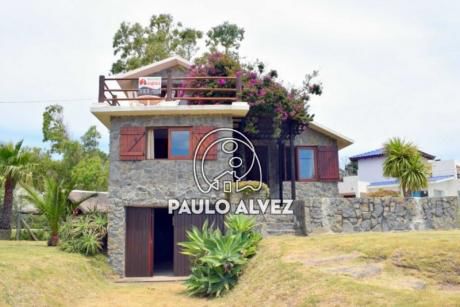 Stone House II (2095)