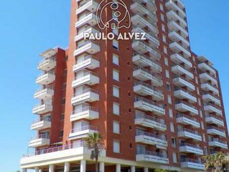 La Riviera_piso 7 (2007)