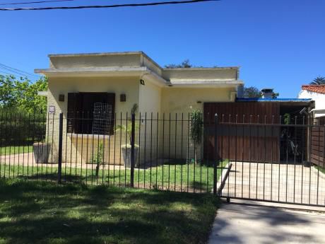 Casa En Alquiler Temporada En Atlántida