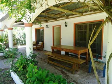 Casa En Alquiler 3 Dormitorios