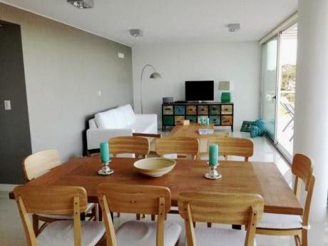 Apartamento En Alquiler 3 Dormitorios