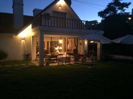 Casa En Venta 4 Dormitorios