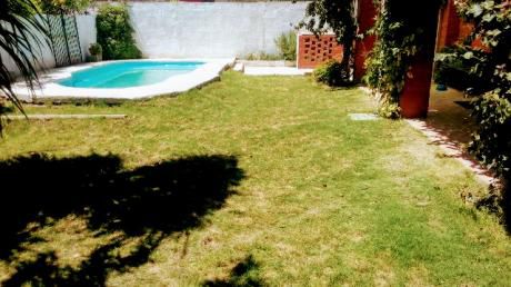 Casa En Alquiler 3 Dormitorios
