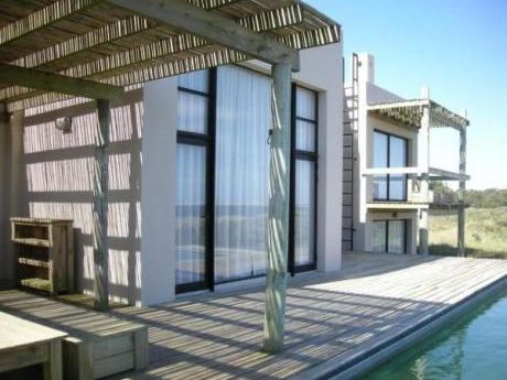 Casa En Venta 3 Dormitorios