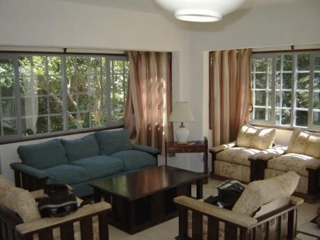 Casa En Alquiler 2 Dormitorios
