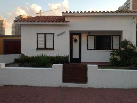 Casa En Venta 2 Dormitorios