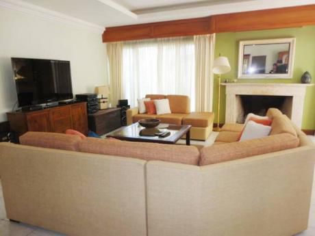 Casa En Venta 5 Dormitorios