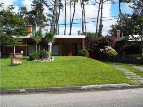 Casa En Venta 4 Dormitorios