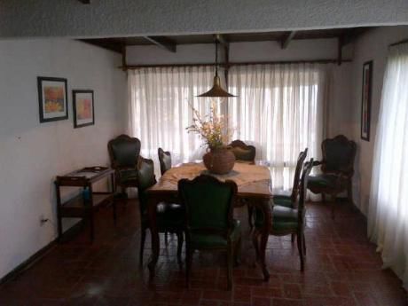 Casa En Alquiler 4 Dormitorios