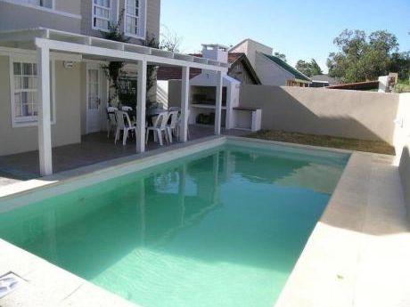 Casa En Venta 4 Dormitorios