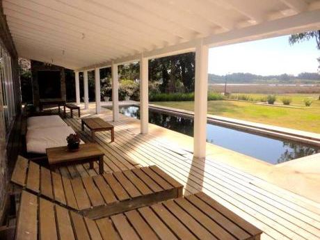 Casa En Venta 5 Dormitorios