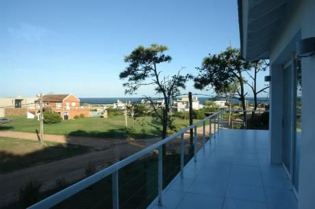 Casa En Venta 6 Dormitorios