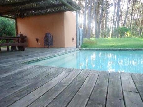 Casa En Venta 4 Dormitorios