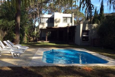 Casa En Venta 4 Dormitorios