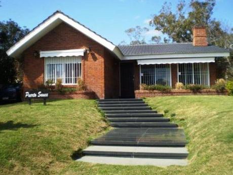Casa En Venta 4 Dormitorios