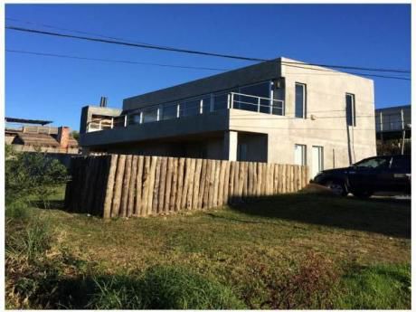 Casa En Venta 3 Dormitorios