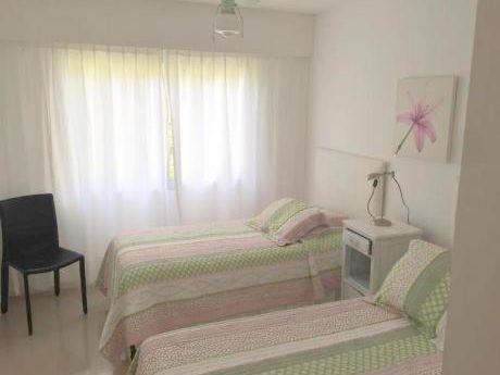 Apartamento En Alquiler 3 Dormitorios