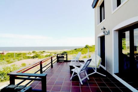 Casa En Venta 4 Dormitorios