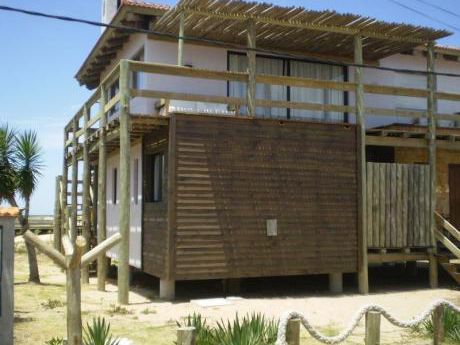 Casa En Alquiler 4 Dormitorios