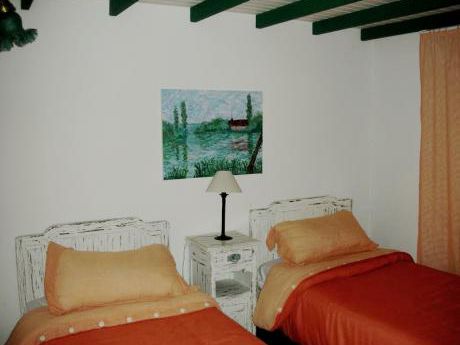Casa En Venta 4 Dormitorios