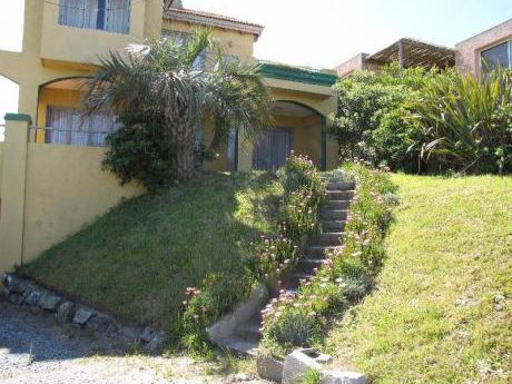 Casa En Alquiler 4 Dormitorios