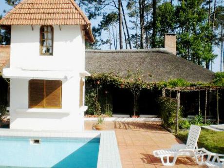 Casa En Venta 4 Dormitorios