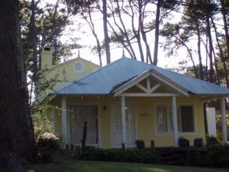Casa En Alquiler 4 Dormitorios