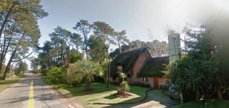 Casa En Venta 4 Dormitorios