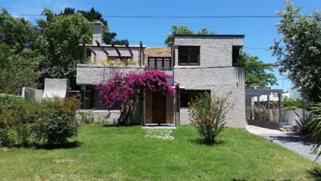 Casa En Venta 3 Dormitorios