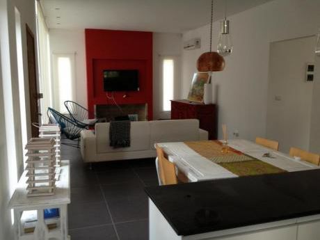 Casa En Venta 2 Dormitorios
