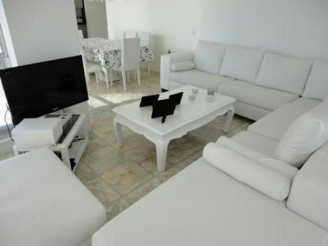 Apartamento En Alquiler 3 Dormitorios