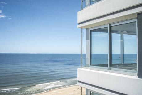 Apartamento En Venta 4 Dormitorios